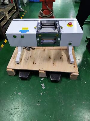 Laboratory Lithium Cell Electrode Dry Calendering Machine with Adjustable Rolling Temperature and Precise Roller Gap Control